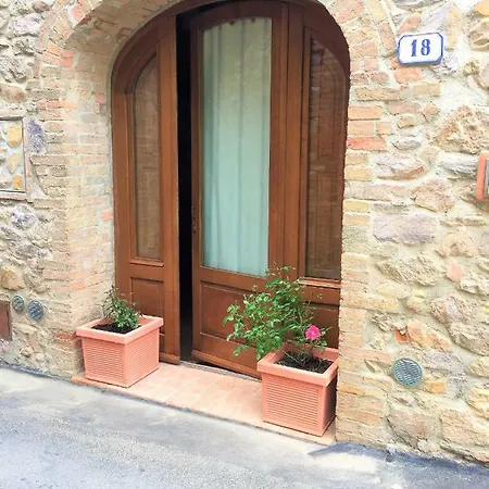 Casa Vicolo Degli Orti Monticiano