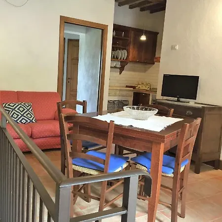 Daire Casa Vicolo Degli Orti Monticiano