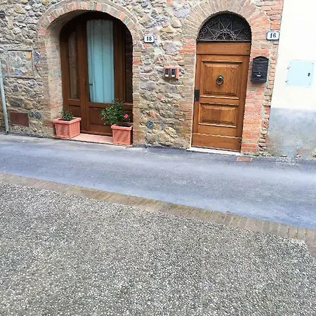 Daire Casa Vicolo Degli Orti Monticiano